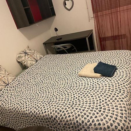Joli Appartement Sur Aix-En-Provence Esterno foto